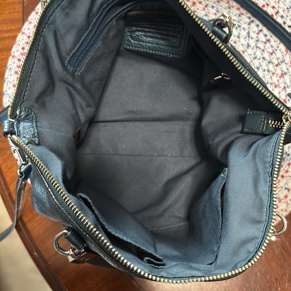 Coach metallic crossbody - Picture 5 of 9